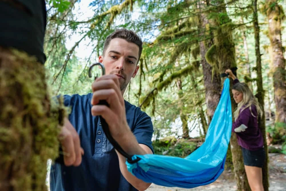 Woods Backpacker Single-Person Nylon Outdoor Camping Hammock W/ Tree Wraps & Carry Bag 4 Woods Backpacker Single-Person Nylon Outdoor Camping Hammock W/ Tree Wraps & Carry Bag - Image 2