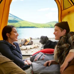 Woods Expedition Banff Lightweight Insulated Cold Weather Mummy Sleeping Bag W/ Compression Sack, -12°C -Woods Sales Store woods cascade 4 person tent abf6549a 9c89 4ce7 a0a7 d741326f43f4