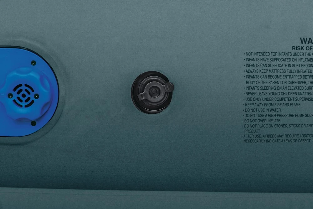 Woods™ Double-High AlwayzAire™ Airbed With Built-in Dual Pump, Queen 14 Woods™ Double-High AlwayzAire™ Airbed With Built-in Dual Pump, Queen - Image 12