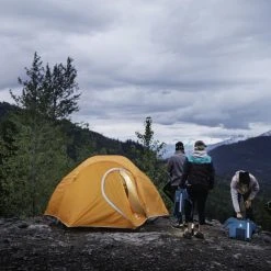 Woods Pinnacle 4-Season, 4-Person Lightweight Camping Dome Tent W/ Vestibule, Rain Fly & Carry Bag -Woods Sales Store woods expedition pinnacle tent 4 person 99d6fcc7 5f33 4f51 ac18 d9f0bf7d563b